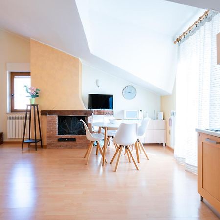 La Mansarda Apartment Castel Di Sangro Bagian luar foto