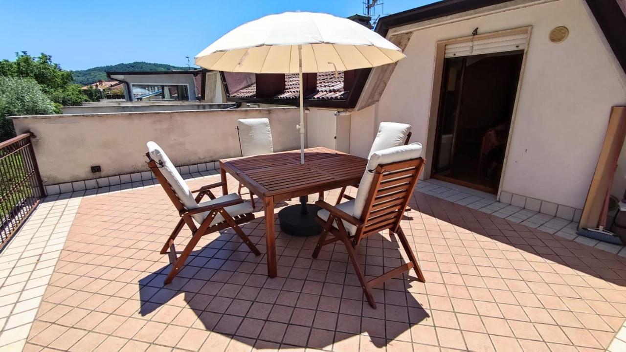La Mansarda Apartment Castel Di Sangro Bagian luar foto