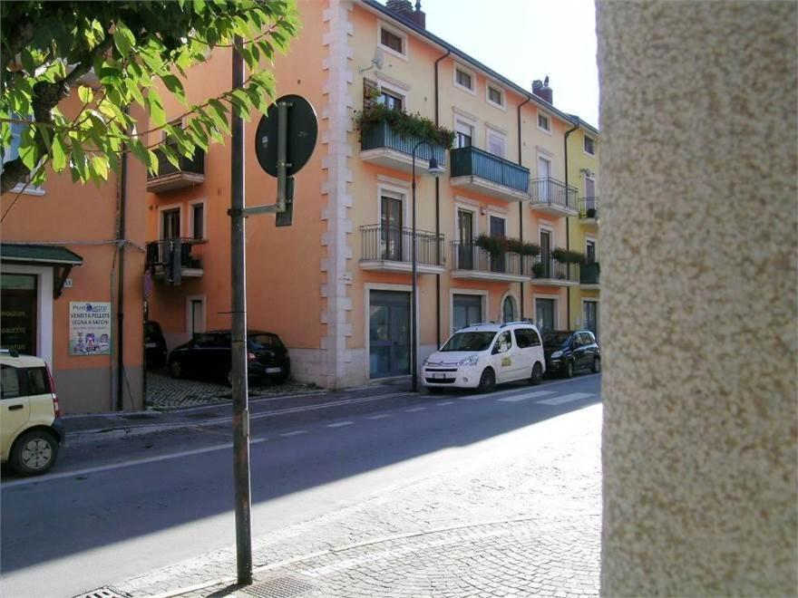 La Mansarda Apartment Castel Di Sangro Bagian luar foto