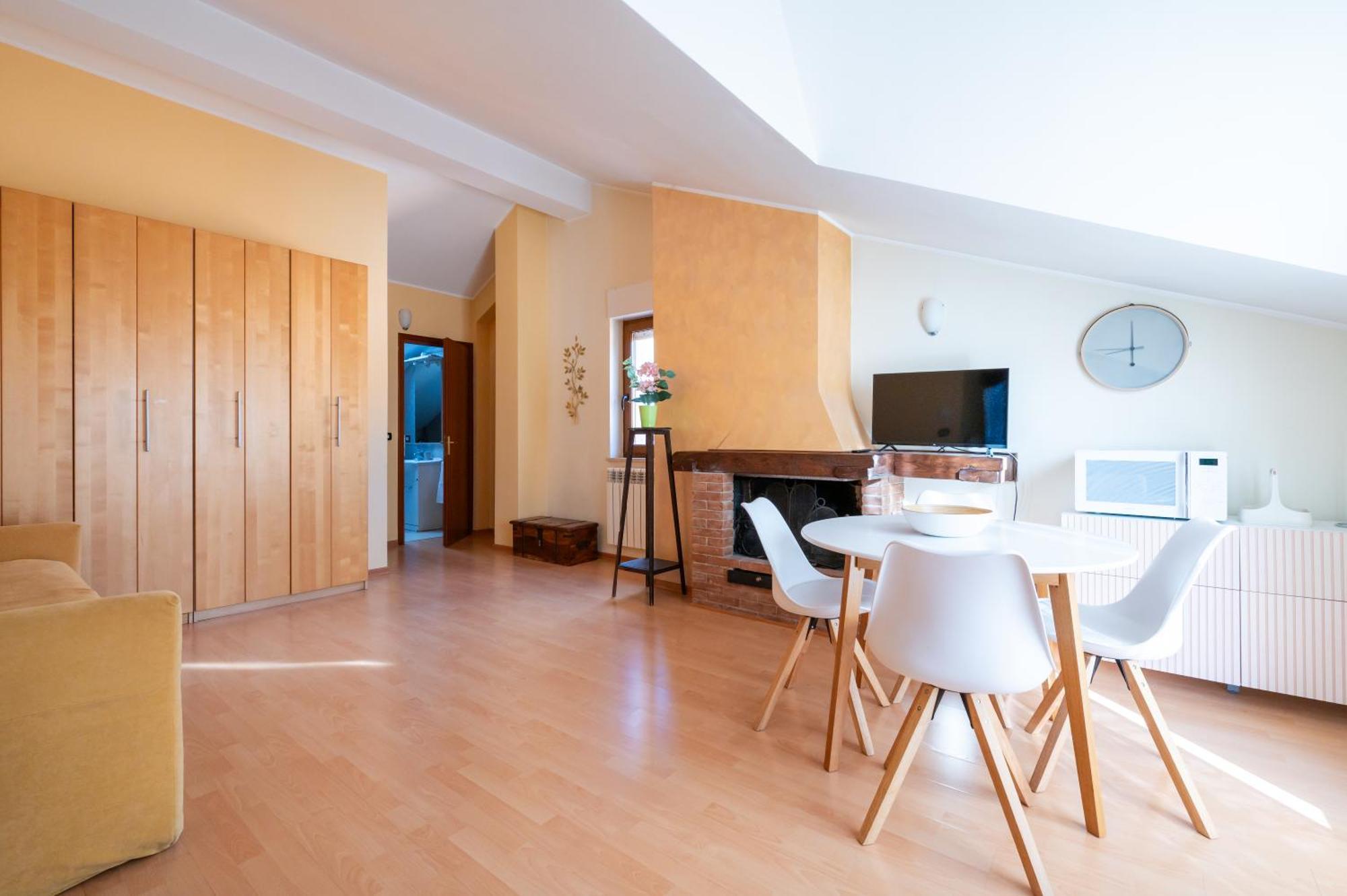 La Mansarda Apartment Castel Di Sangro Bagian luar foto